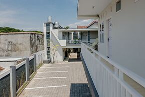 Capital O 1475 Oemah Jawa Family Residence