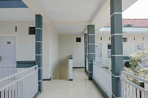 Capital O 1475 Oemah Jawa Family Residence