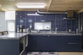 Lim Sea Side Poolvilla Pension