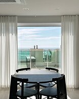 Lim Sea Side Poolvilla Pension