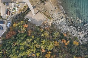 Lim Sea Side Poolvilla Pension