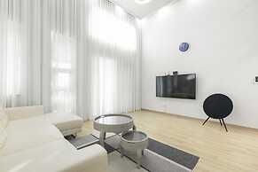 Lim Sea Side Poolvilla Pension