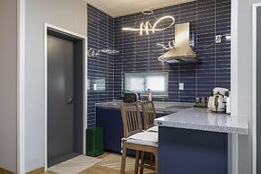 Lim Sea Side Poolvilla Pension