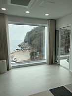 Lim Sea Side Poolvilla Pension