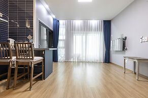 Lim Sea Side Poolvilla Pension