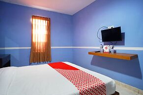 OYO 1272 Grand Garuda Guest House