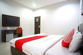OYO 1477 Athar 88 Hotel