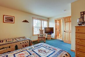 Forest Ridge 2 Bedroom Home by RedAwning