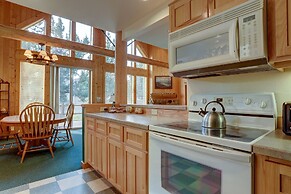 Forest Ridge 2 Bedroom Home by RedAwning