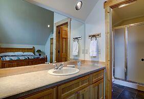 Forest Ridge 2 Bedroom Home by RedAwning