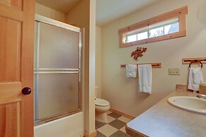 Forest Ridge 2 Bedroom Home by RedAwning