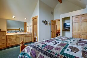 Forest Ridge 2 Bedroom Home by RedAwning