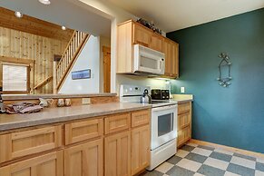 Forest Ridge 2 Bedroom Home by RedAwning