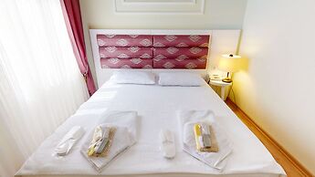 The Wolf Hotel