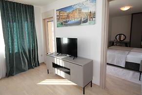 Fontana Lux Apartments