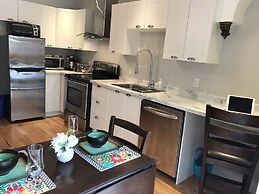 Ottawa Center 1 Bedroom Apartment near Bank St