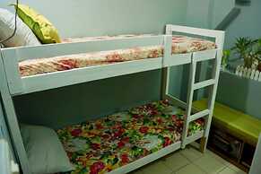 E Transient - Hostel