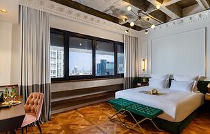 Brown BoBo, a member of Brown Hotels