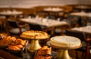 Brown BoBo, a member of Brown Hotels