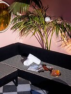 Brown BoBo, a member of Brown Hotels