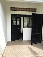 Ben And Lily Cottages