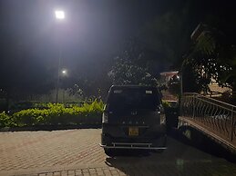 Airport Side Hotel Entebbe