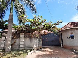 Airport Side Hotel Entebbe