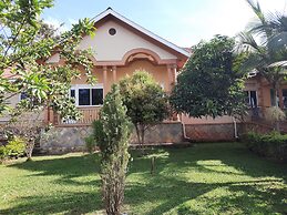Airport Side Hotel Entebbe