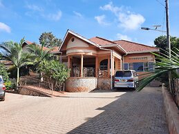 Airport Side Hotel Entebbe