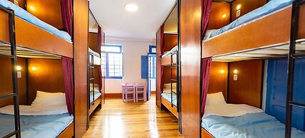 Granada Hostel