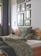 Green Deer Premium