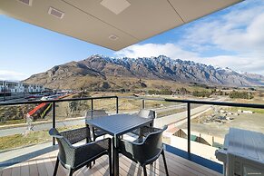 Executive 2 Bedroom Apartment Remarkables Park