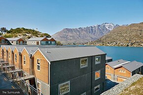 Alpine Village - 2 Bedroom Executive Apartment