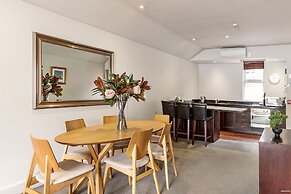 Alpine Village - 2 Bedroom Executive Apartment