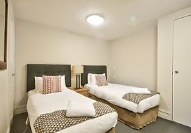 The Beacon - 2 Bedroom Town Center Apartment