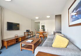 The Beacon - 2 Bedroom Town Center Apartment