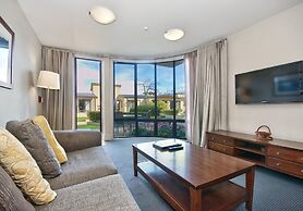 The Beacon - 2 Bedroom Town Center Apartment