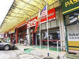 OYO 89615 T Family Hotel