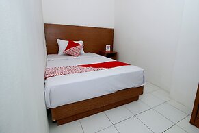 Super OYO 1678 Jati Exclusive Homestay