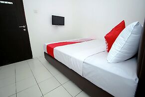 Super OYO 1678 Jati Exclusive Homestay
