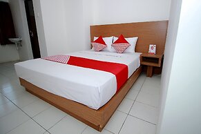 Super OYO 1678 Jati Exclusive Homestay