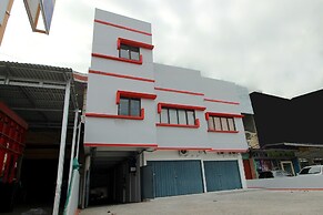 Super OYO 1678 Jati Exclusive Homestay