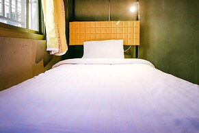 OYO 505 Ente Space Hostel