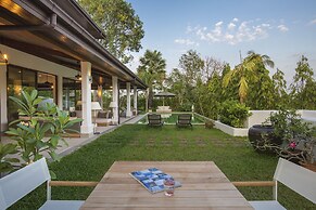 Lemongrass Pool Villa
