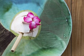 Lemongrass Pool Villa