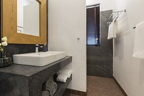 Lemongrass Pool Villa