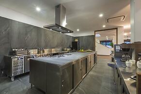 Lemongrass Pool Villa