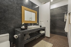 Lemongrass Pool Villa