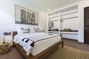 Lemongrass Pool Villa