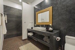 Lemongrass Pool Villa